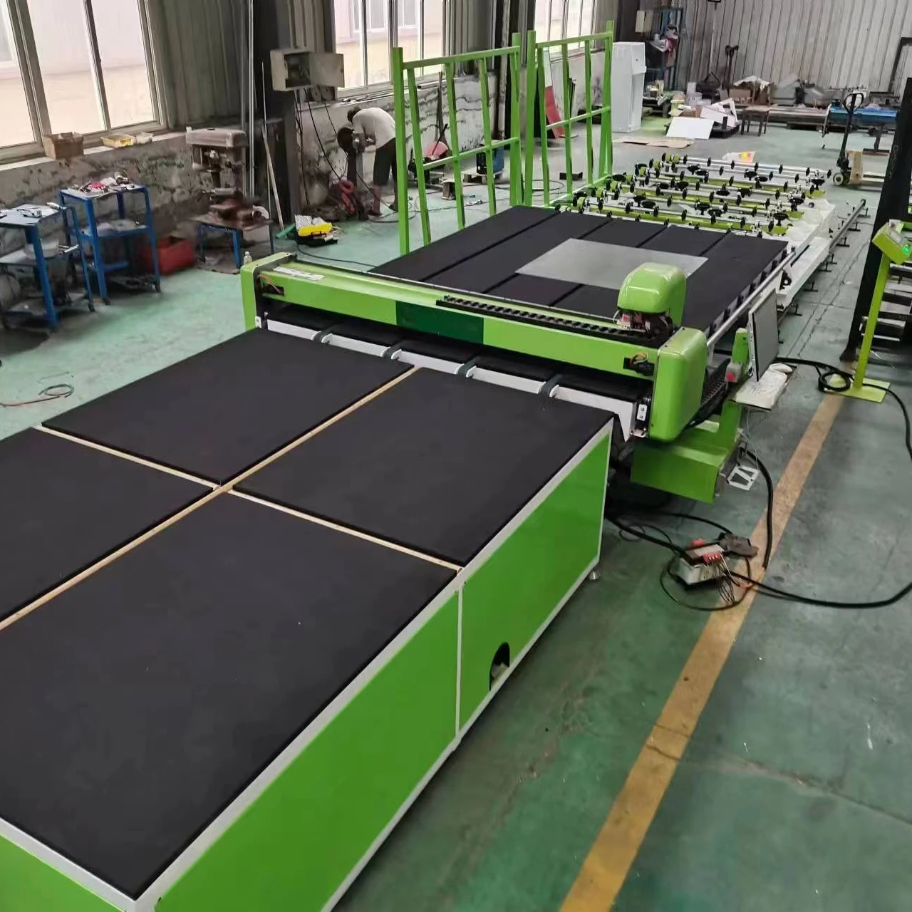 Glass cutter  3800 x 2600 mm Automatic glass cutting table