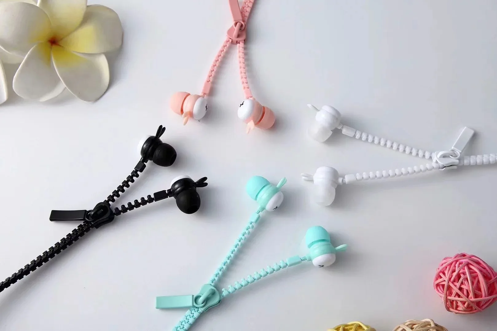 Hands free mobile phone earphone 3.5mm handfree cute rabbit kids phone headset with MIC for phone earphone