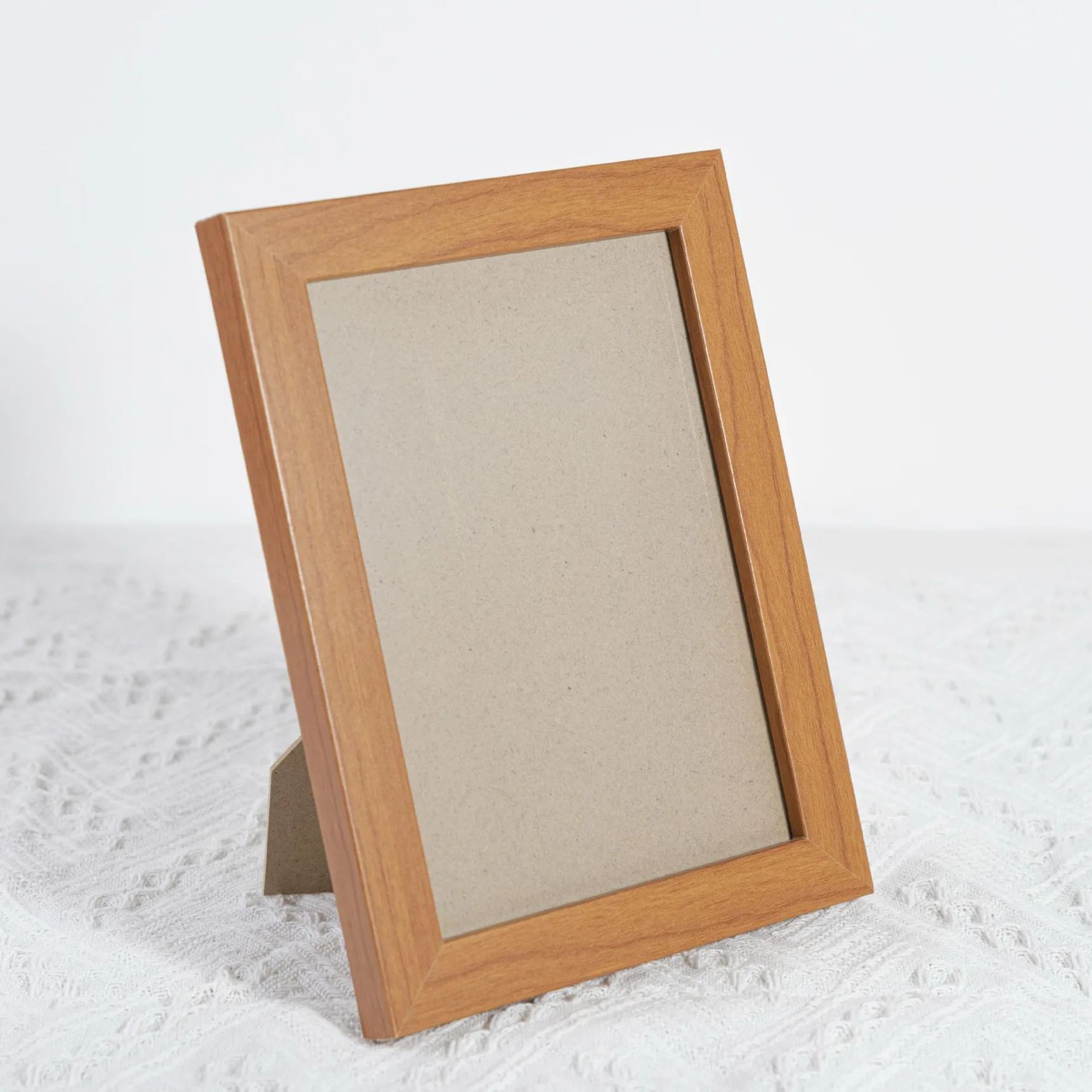 Custom 4x6 5x7 Valuable Picture Frame Natural Solid Wood High Definition Glass Photo Frame For Table Or Wall Hanging