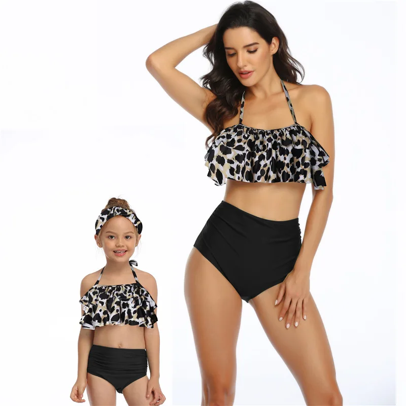 
2021 Mommy and Me Swimsuits Family Matching Swimwear Girls Bathing Suit Two Piece Ruffle Bikini Set 