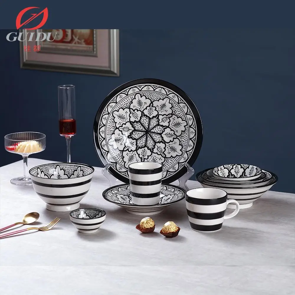 11 Inch Graceful Flower Black Ceramic Plates Black Porcelain Plate Stoneware Eco Friendly Plate