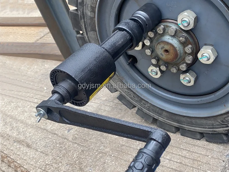 Hot selling Labor wrench set for disassembling automotive tires with labor-saving socket wrenches