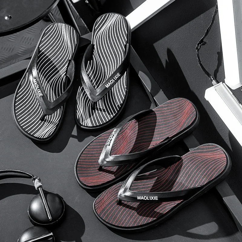 Wholesale Men S Flip Flops Light Summer Slippers Fashion Trend Spring Anti Style Outdoor Lining Feature Weight women flip flop