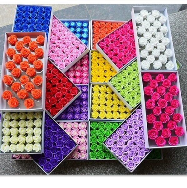 2021 Factory price 50pcs/box decorative flowers rose head girlfriend artificial gift boxes rose soap flower box