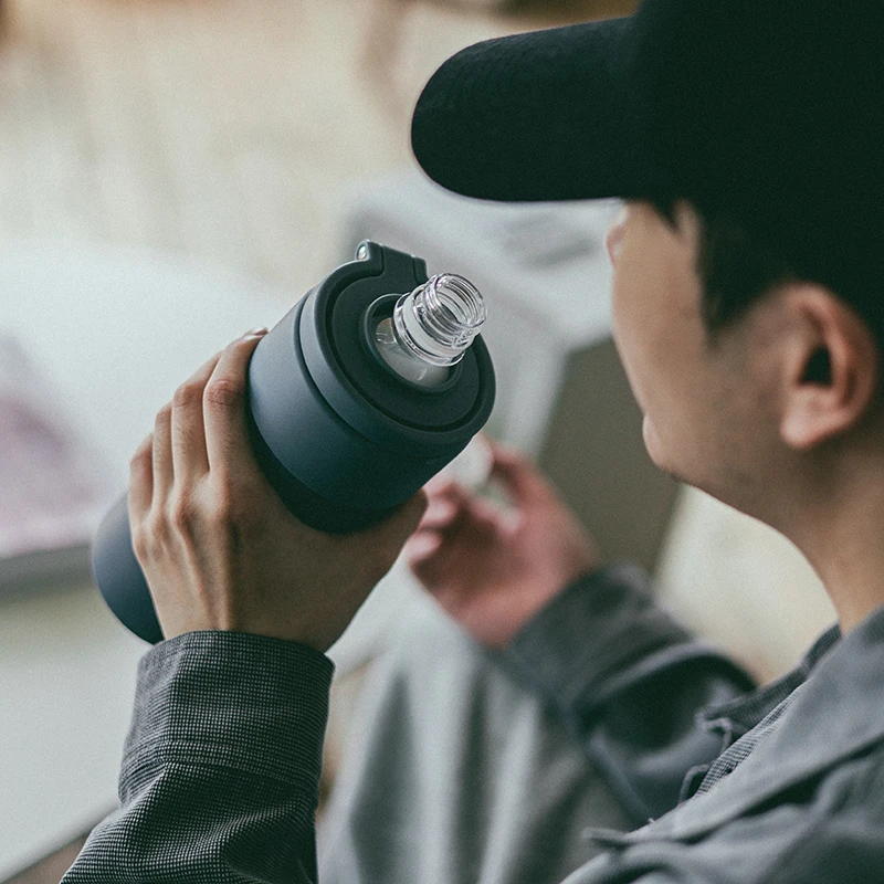 Hot Selling Speaker Wall Space New Design Stainless Steel Water Bottle  Water Bottle With Custom Logo