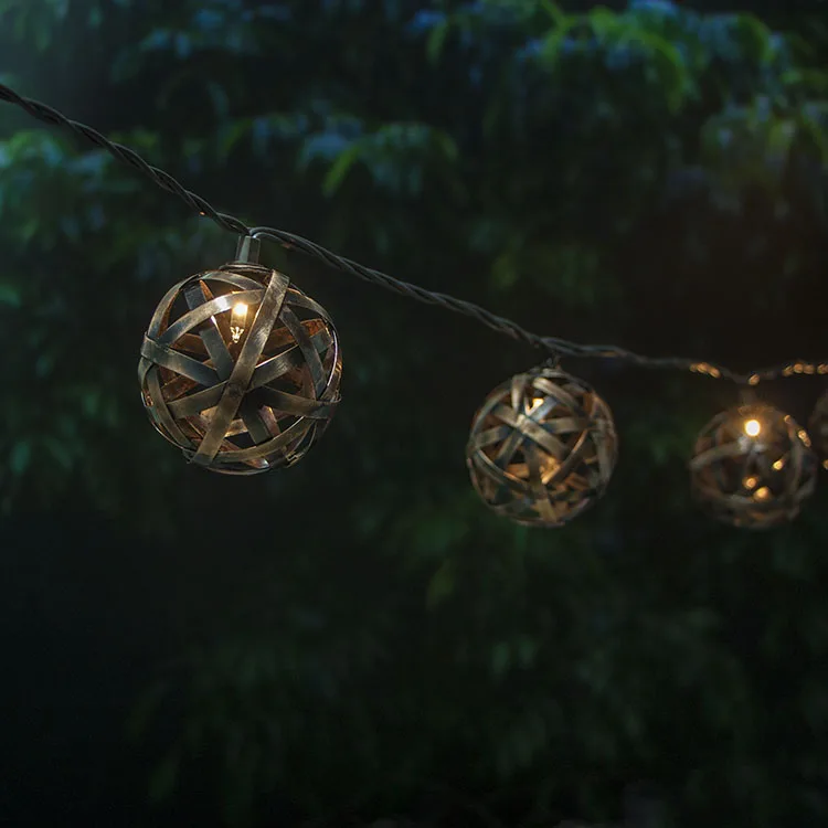 Warm White LED Waterproof Crazy Wave Solar Metal Ball String Light Outdoor