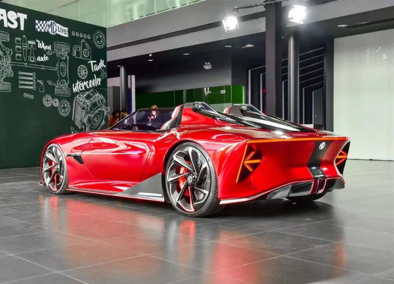 Новая версия 2-местный спортивный автомобиль MG Cyberster 4WD электромобиль Новый энергетический седан Ev автомобили Morris Гаражи родстер купе