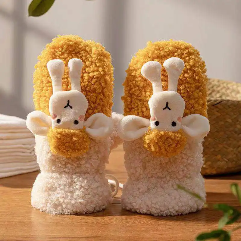 Новые перчатки без пальцев из овечьей шерсти для женщин и девушек, зимние варежки с милыми мультяшными овечьими куклами, повседневные уличные плотные теплые перчатки, подарки