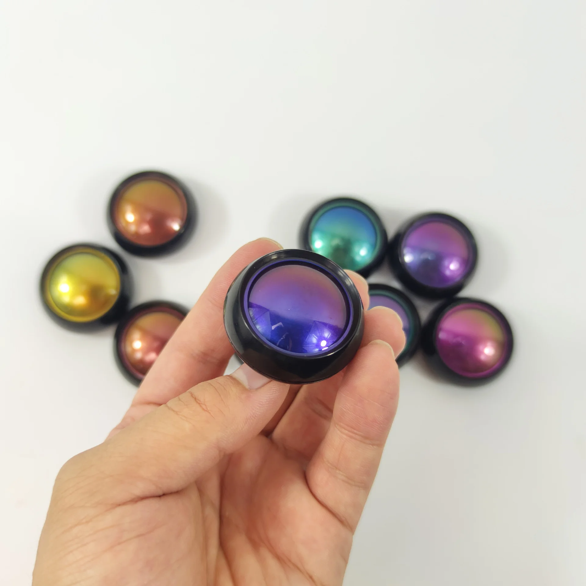 Wholesale Single Pressed Glitter Shimmer 9 Color Holographic Chameleon Eye Shadow Multichrome Pigment Chameleon For Eyeshadow