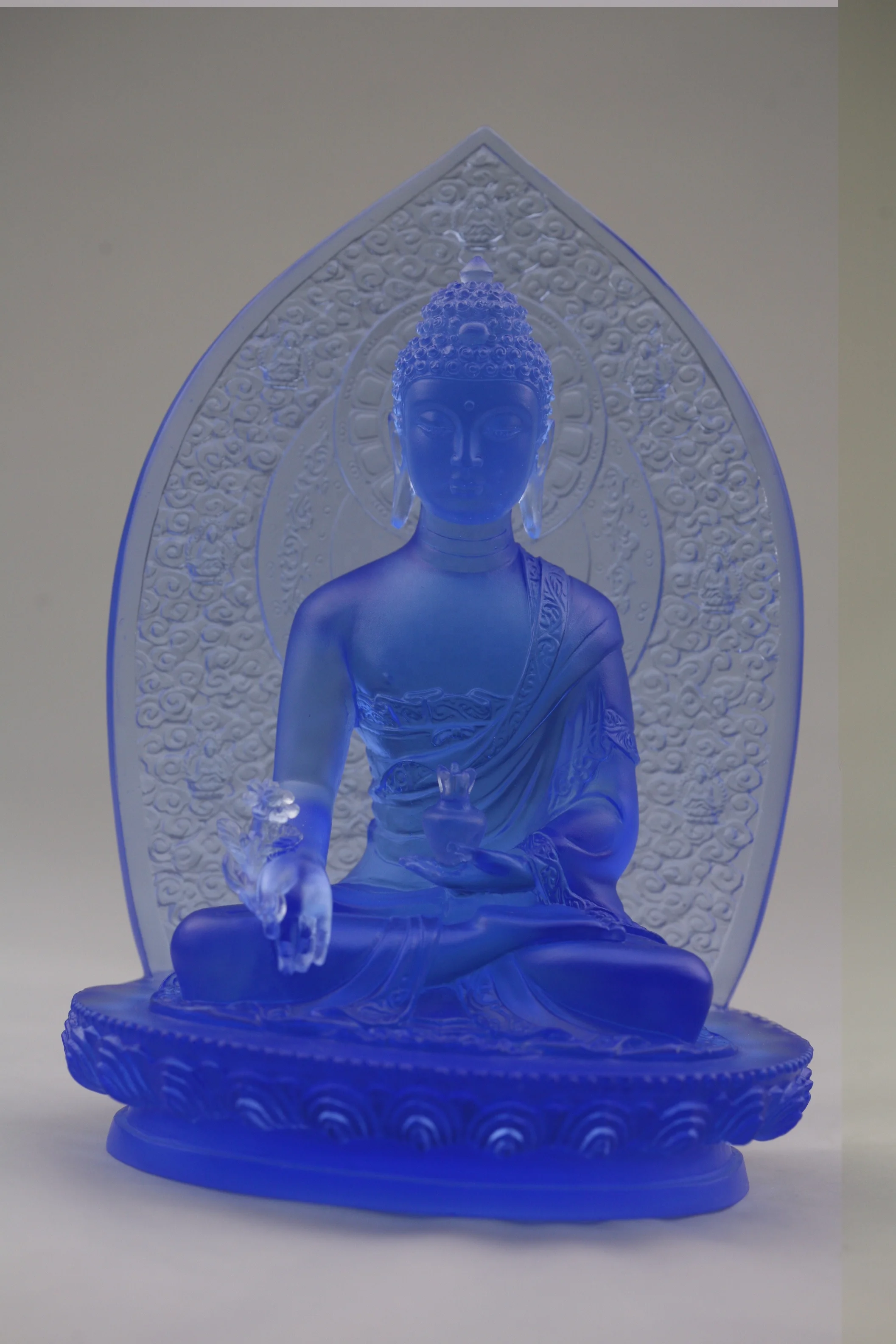Wholesale Backlit Medicine Master Buddha Colorful Crystal Glass Giant Buddha Statue
