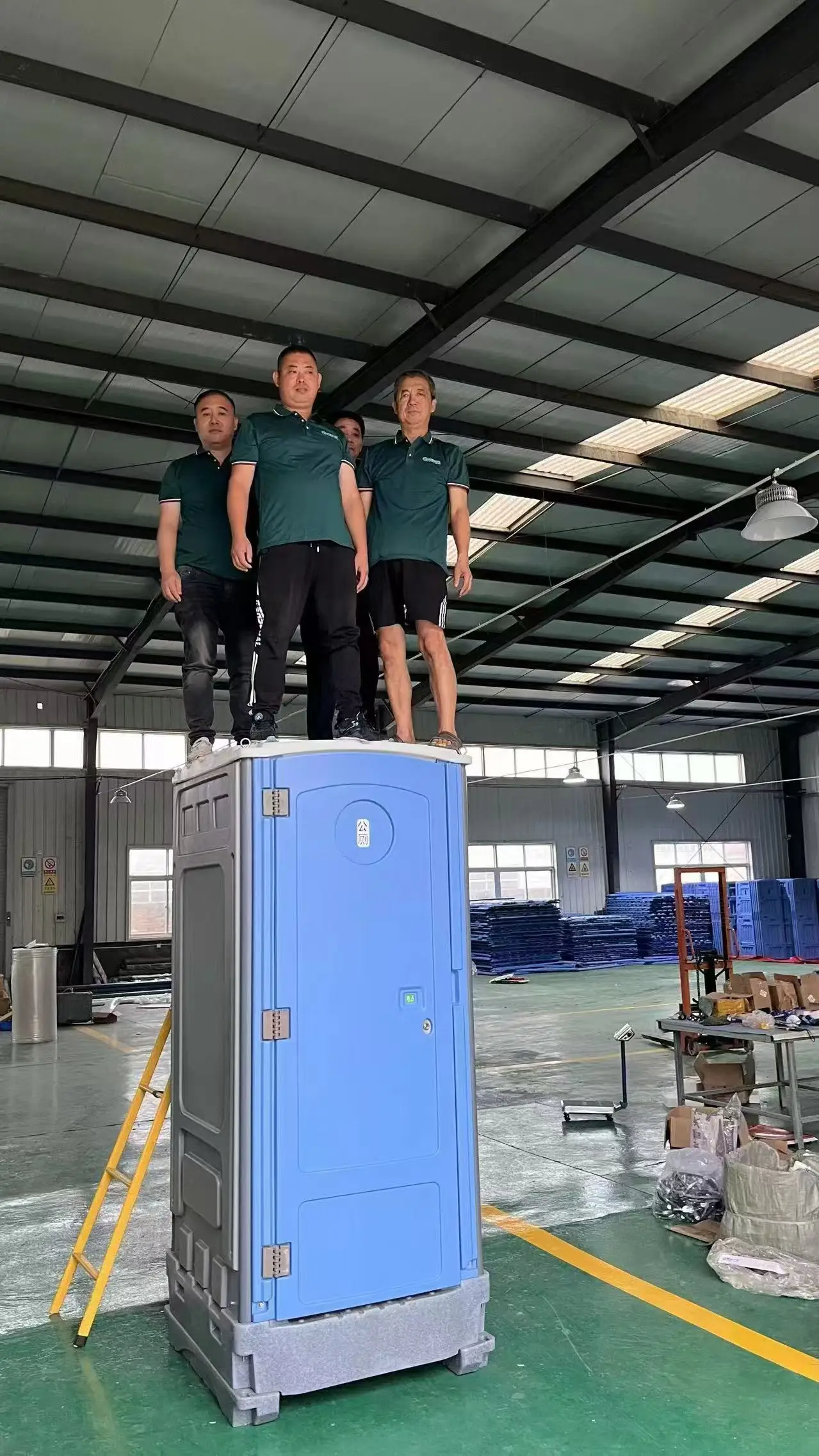 HDPE Plastic Mobile Toilet Modern Porta Potty Foldable Sanitarios Portatiles Portable Construction Site Outdoor Use WC Hire