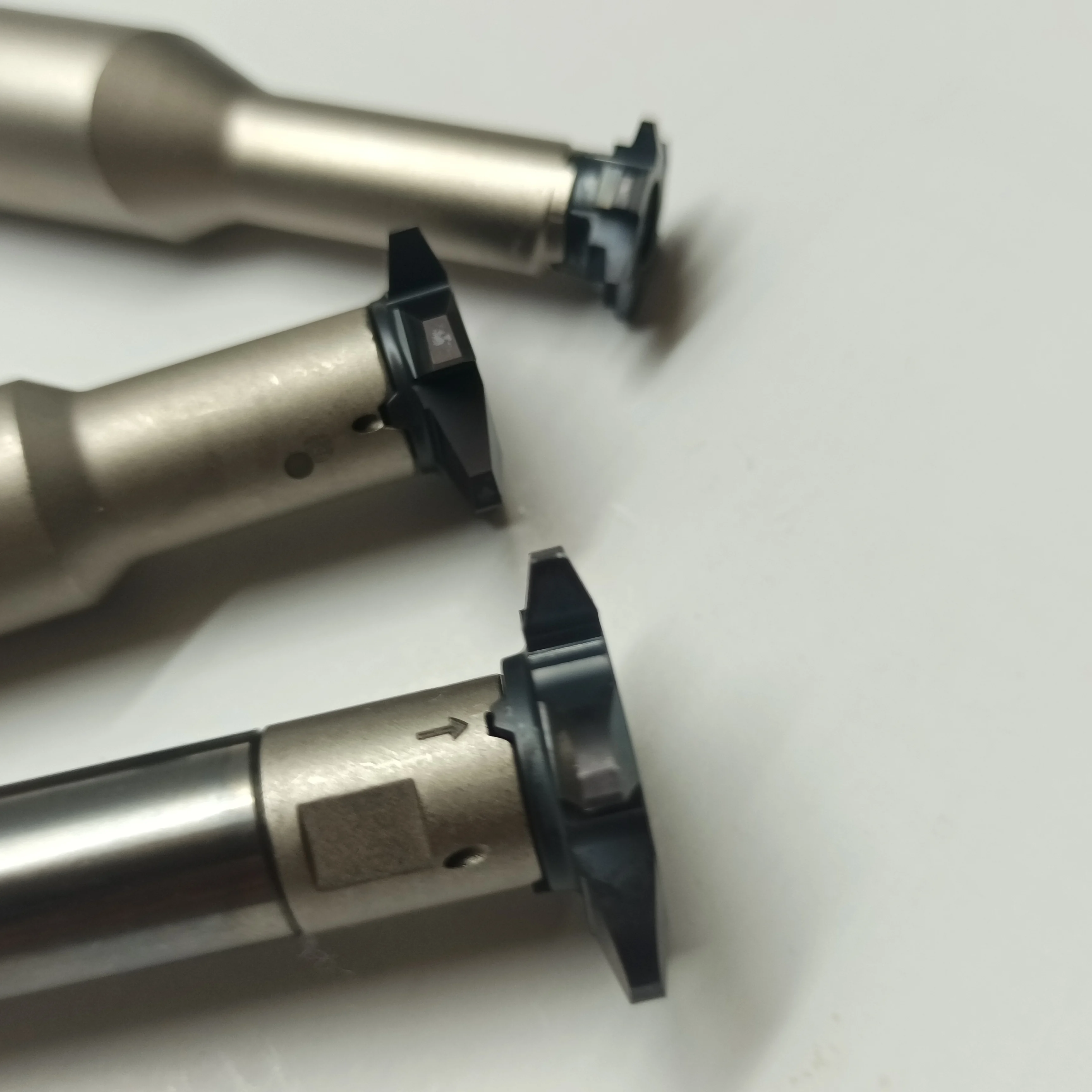 CNC Controlled 8mm Shank End Mill Cutter Carbon Steel Tin Coated Customizable OEM Support Milling Cutter Metal Processing