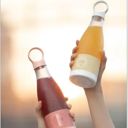 Wholesale rechargeable portable blender wireless 2022 private label mini blender cup