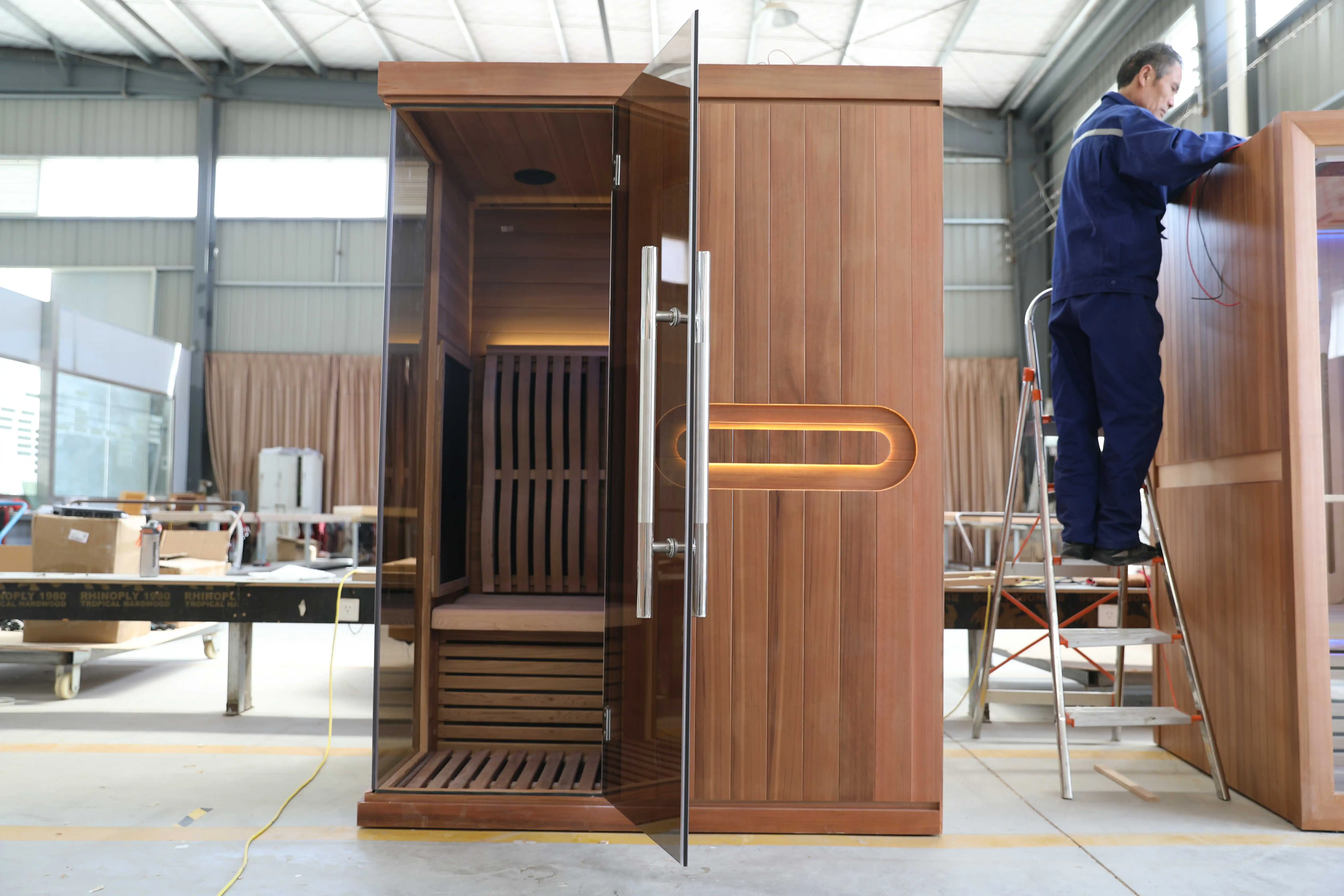 2 Years Warranty Canadian Hemlock Infrared Sauna Room 2023 New Design