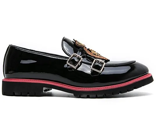 Trendy embroidered loafers men shoes hot sellers large size leather shoes 38-48