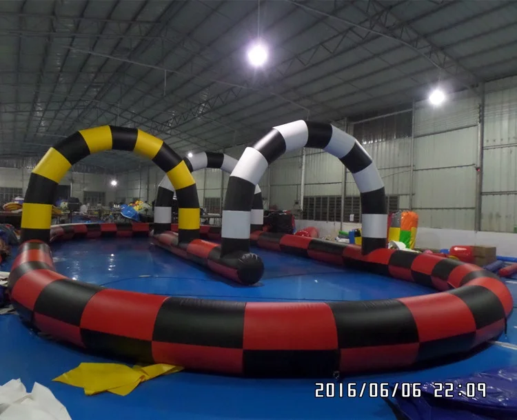 18 x 8 meter inflatables zorb ball race track customized Giant inflatables race track for sale