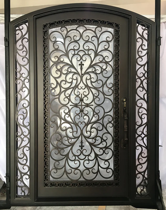 Factory Wholesale Golden Supplier Iron Door With Turkey Iron Doors