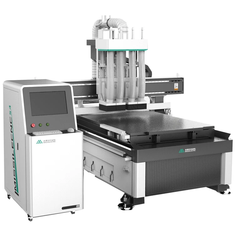 1325 1530 2030 многоголовочный деревообрабатывающий фрезерный станок с ЧПУ для деревянных дверей по заводской