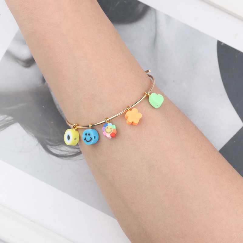 50pcs/bag Flat Round Smiley Face Beads Polymer Clay Beads Loose Spacer Beads for DIY Jewelry Making