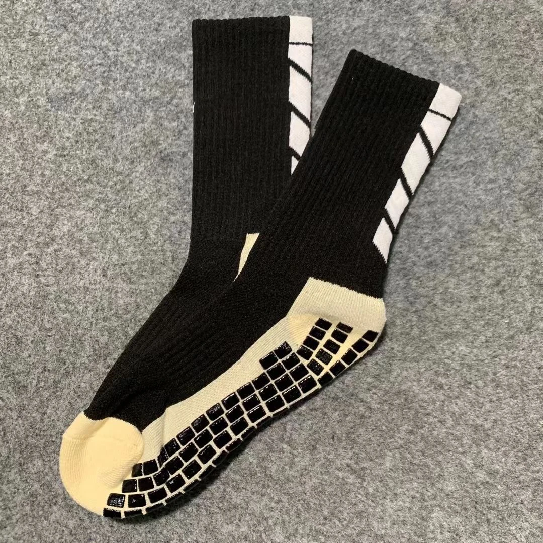 Wholesale anti-slip soccer socks custom logo non-slip soccer sock mens sports football ankle grip socks cotton high quality
