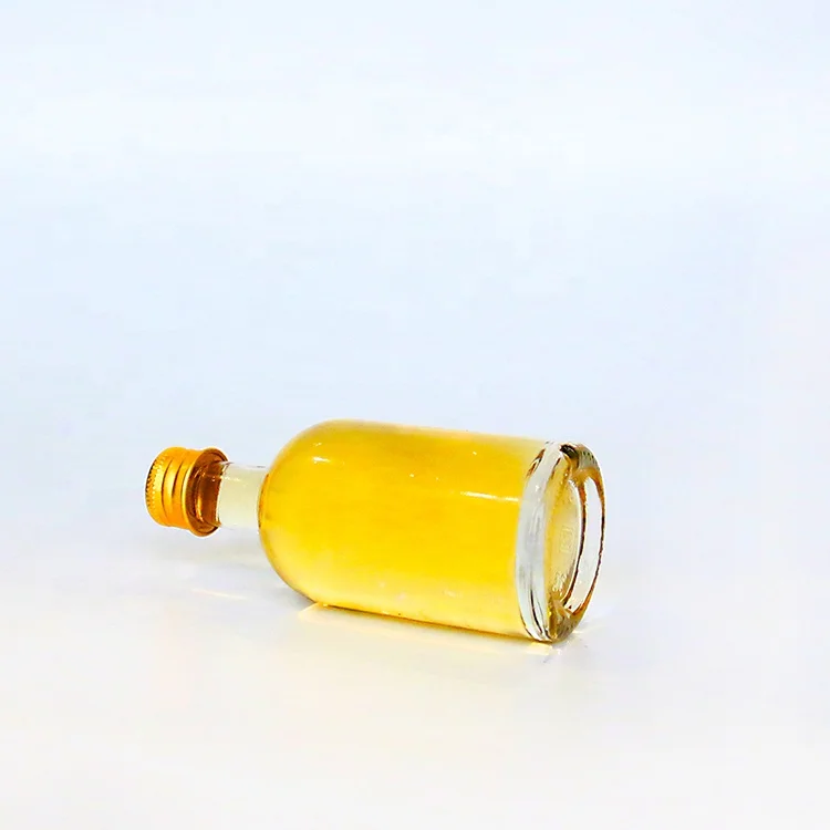 Оптом 25 мл 50 Мини Стеклянная водочная бутылка с винтовой крышкой небольшие стеклянные бутылки из-под виски для Trail на заказ логотип в наличии