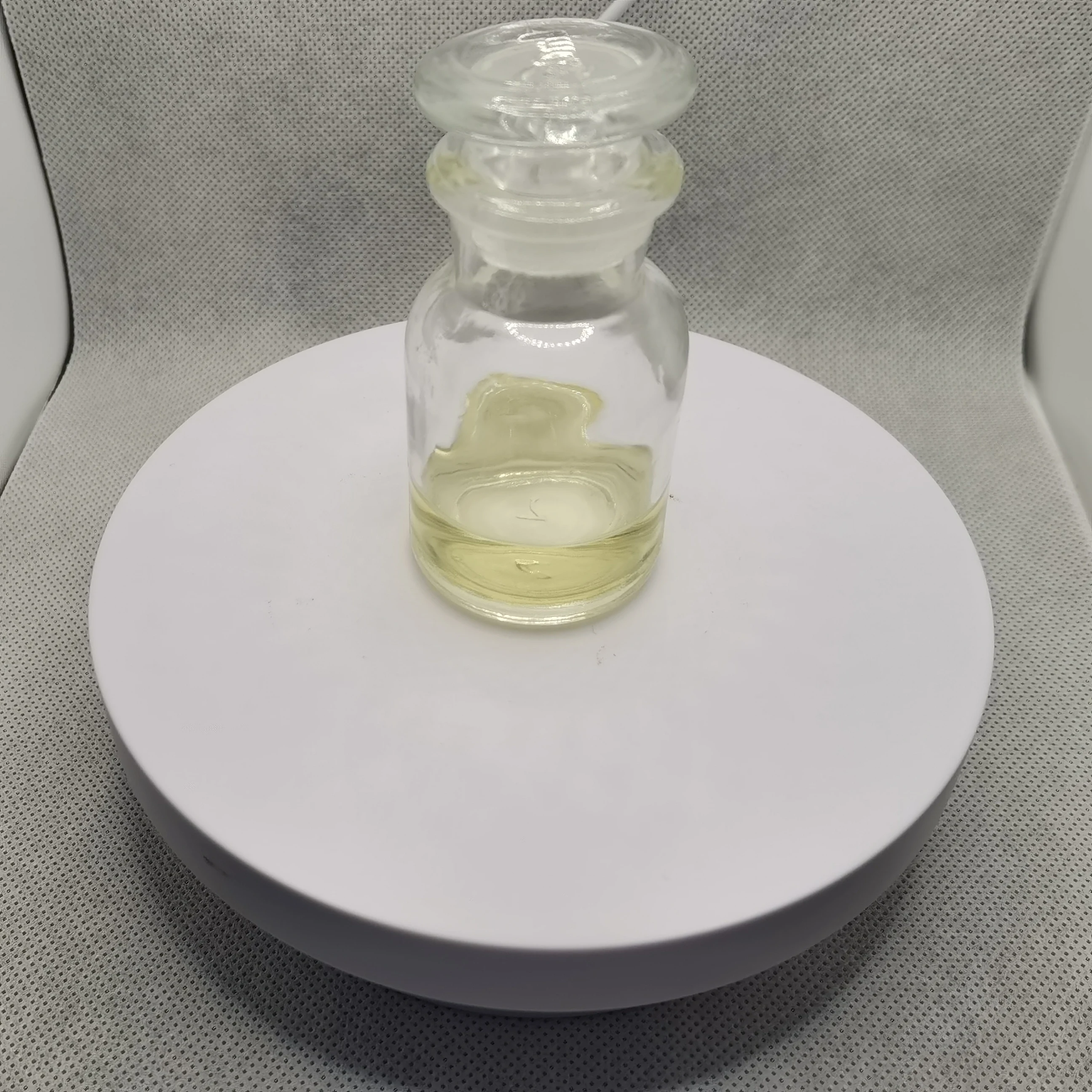 Hot Sorbitan Monooleate selling CAS 1338-43-8 Best price liguid Safe transportation