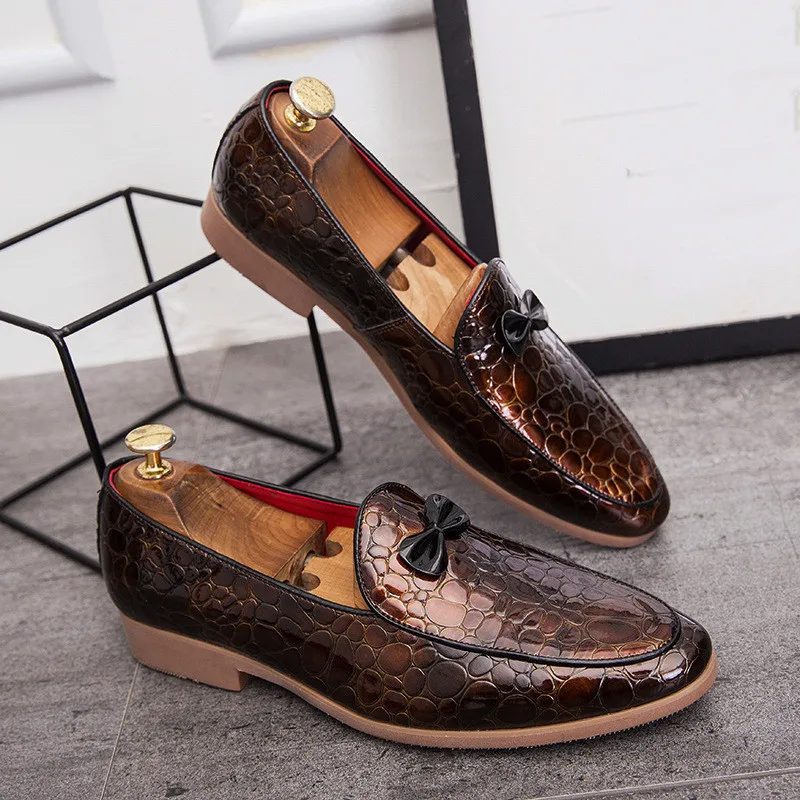 High Quality Big Size Shinny Sequin Top Hot Selling Lightweight Footwear Men Bulk Wholesale Designer Leather Men Dress Shoes
