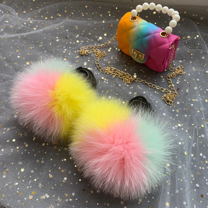 2022 Designer Custom Wholesale Winter Luxury Fluffy colorful Baby Girl Wool Toddler Rainbow Flat Fur Slides With Purse Set Kids