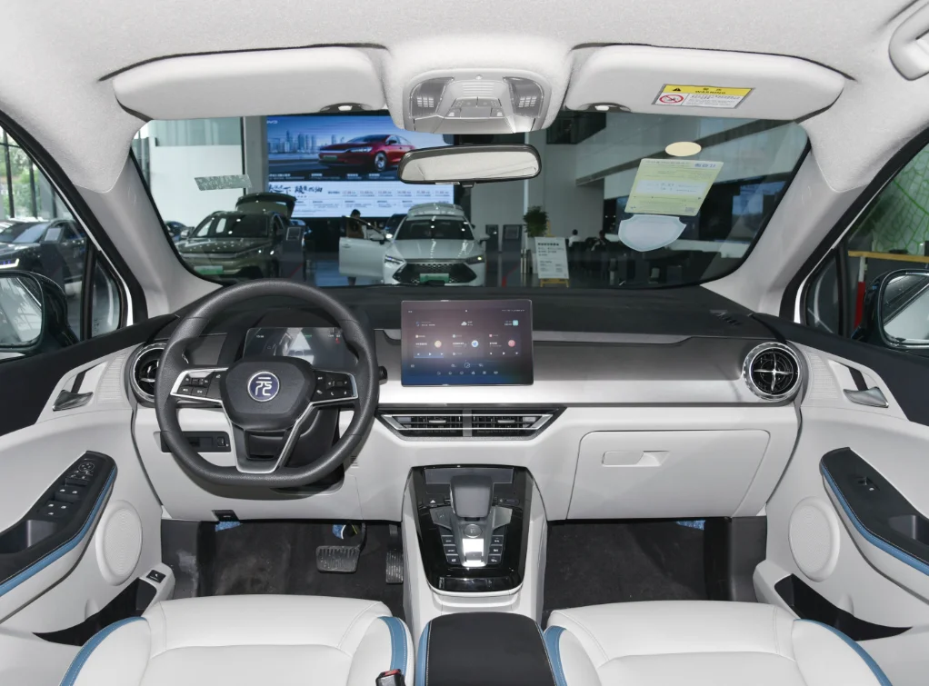 Новый энергетический автомобиль BYD Yuan Pro 2023 320 км Deluxe Edition односкоростная Трансмиссия экологически чистый электромобиль