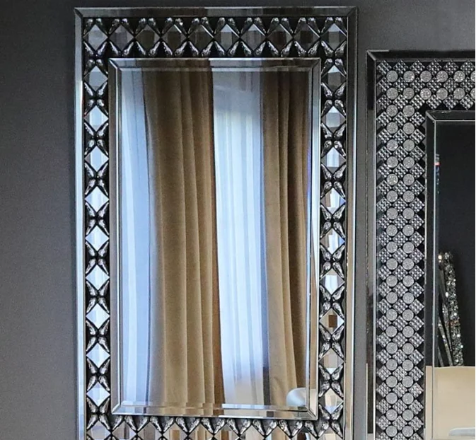 Factory Wholesale Luxury Decor Diamond Style  Make Up And Dressing Wall Mirror For Living Room