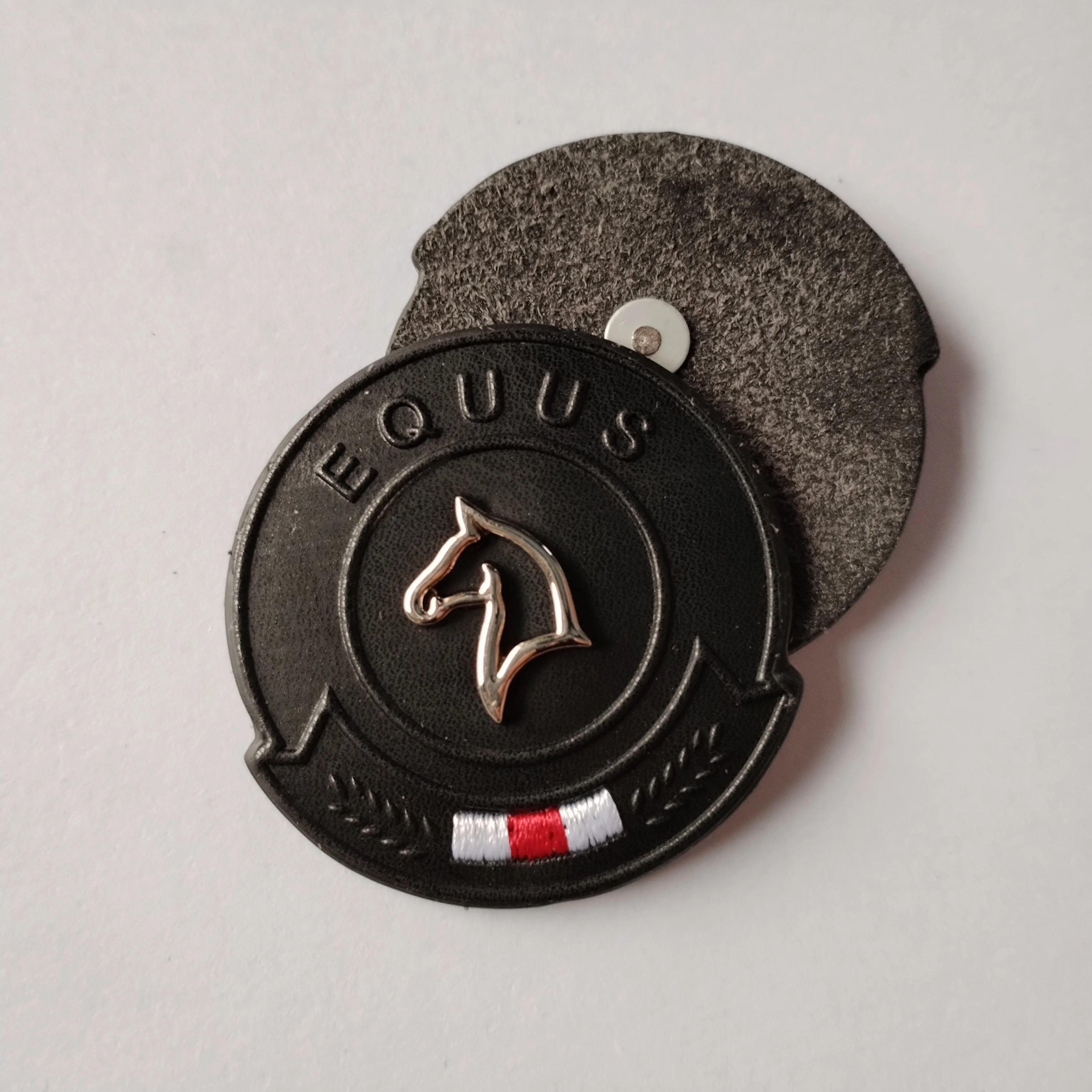 BL-L0003 Оптовая торговля тисненая кожа искусственная бирка джинсов сумки обувь одежду по дизайну заказчика изготовленным на заказ логосом одежды шляпы кожаными вставками