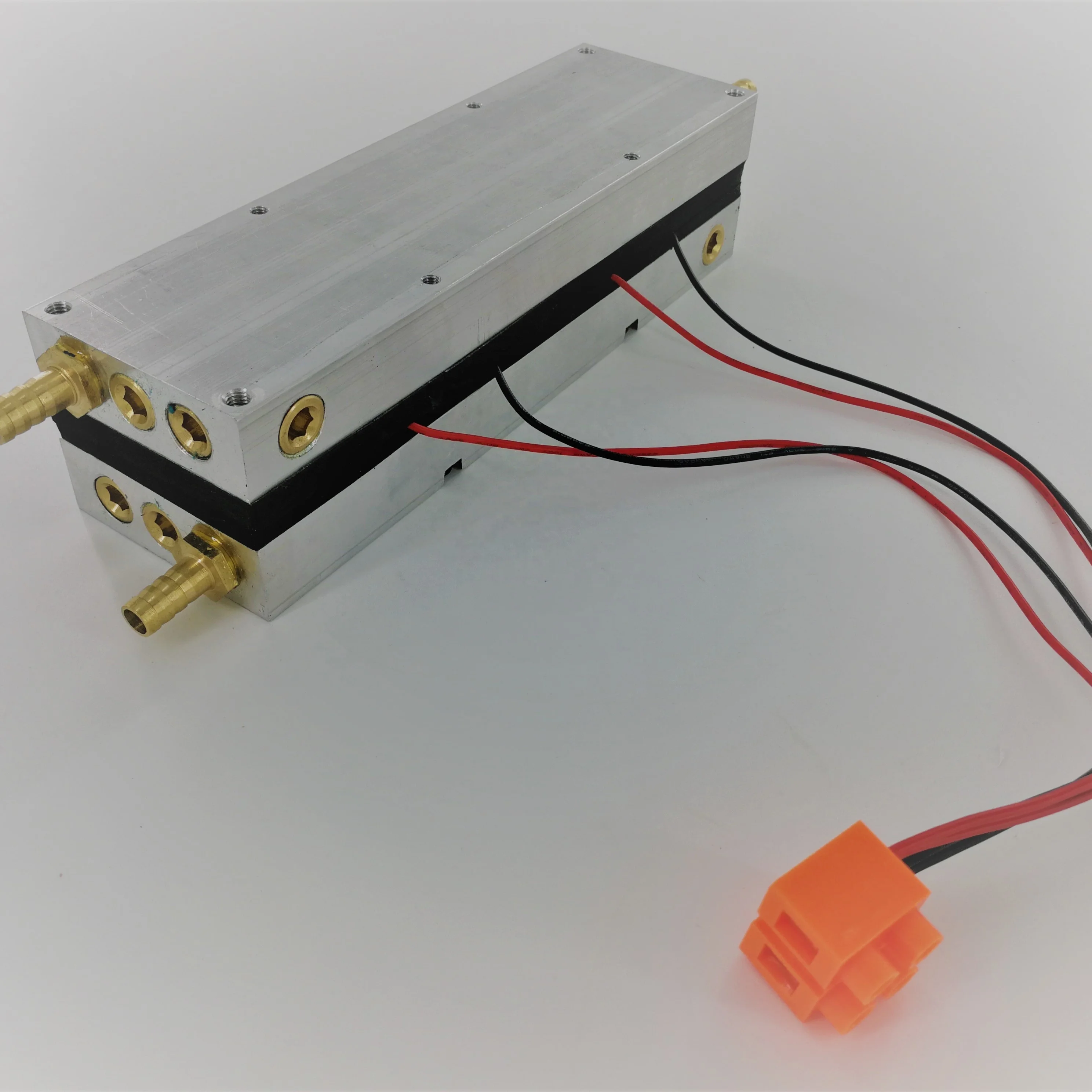 12V 144W Peltier Thermoelectric water to water cooler