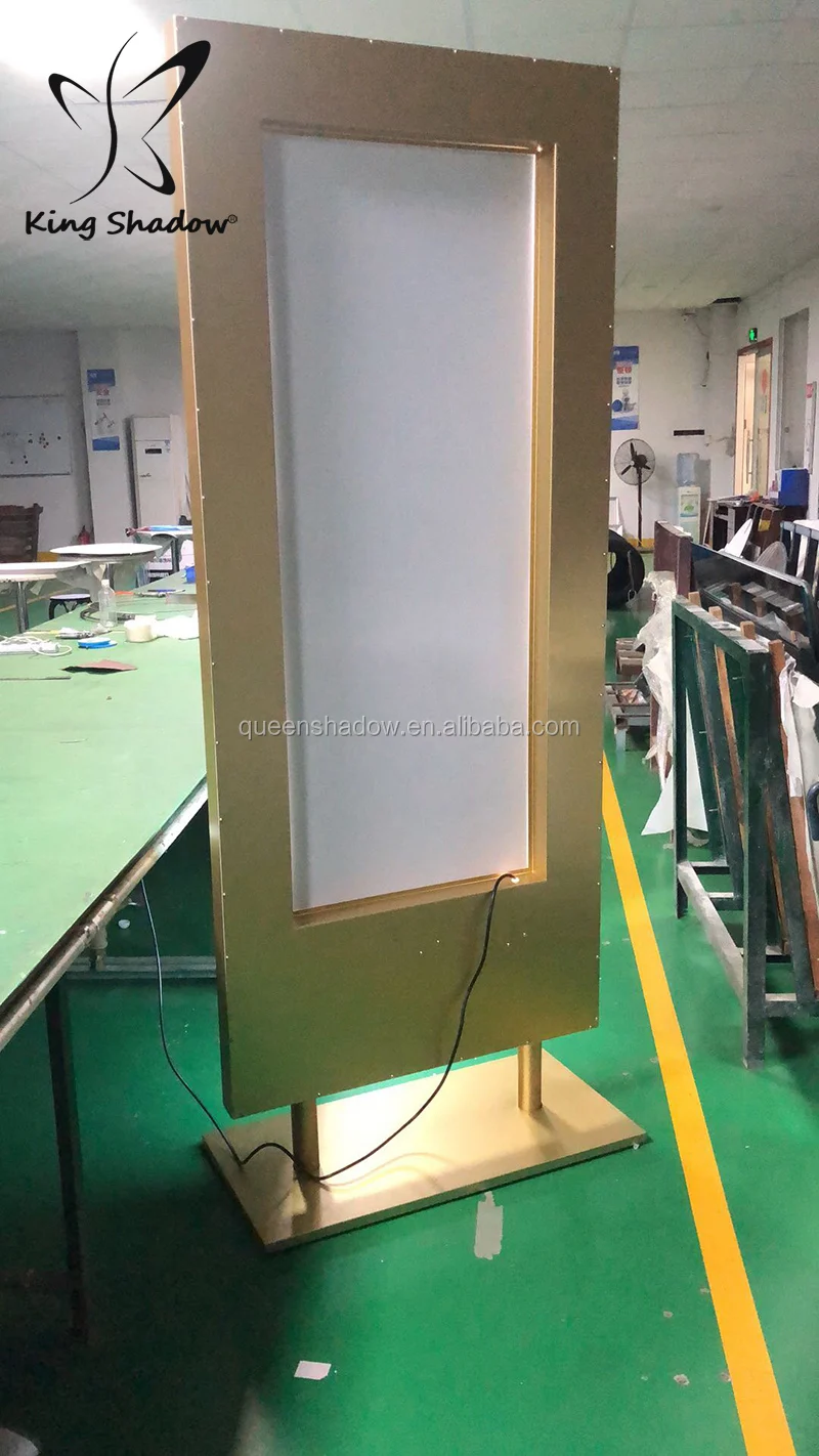 Hair Salon dressing Mirror Decorative Wall With LED Light And Styling