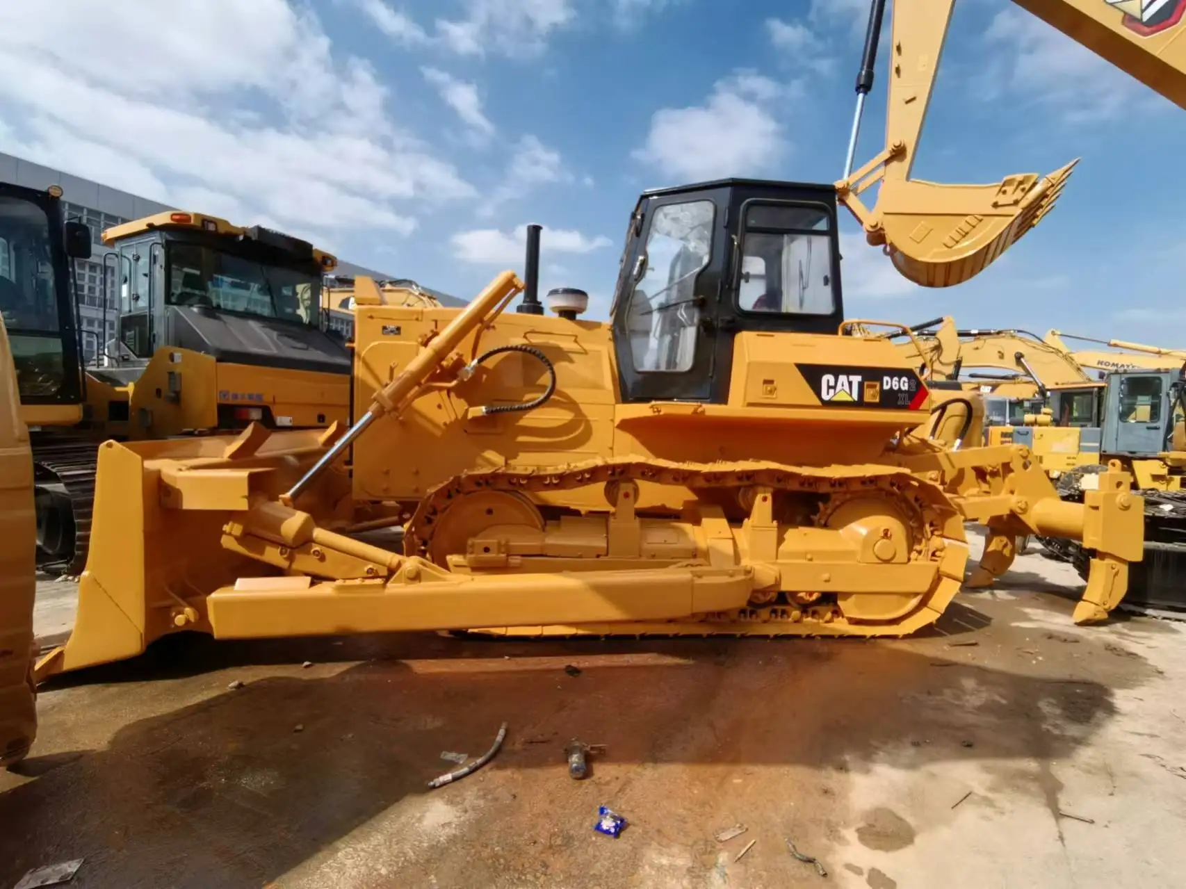 Used Cat D6G bulldozer for sale with low working hours