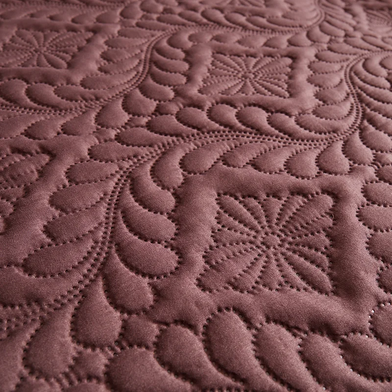 Wholesale Thickened Waterproof Bed Cover Quilted Anti-Slip Sheet Pet/Dog-Proof Bed Protector Flat Sheet Type for Hospital Use