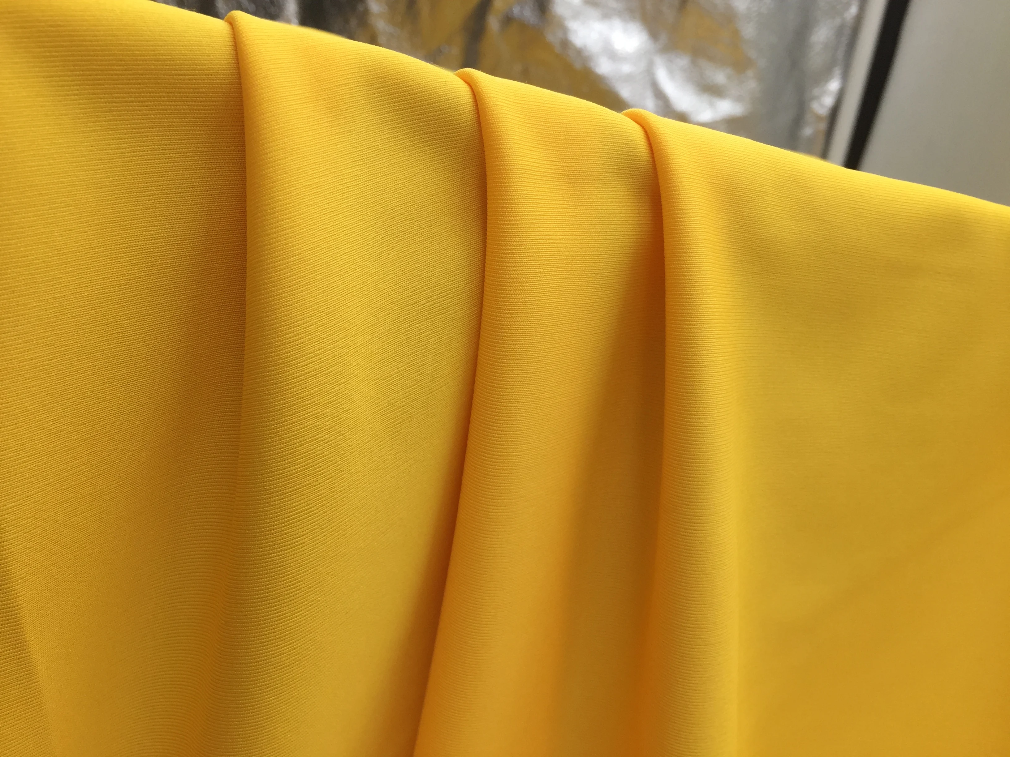 Customized natural soft skin friendly fabric high elasticity laminated nylon spandex fabric for yoga wear