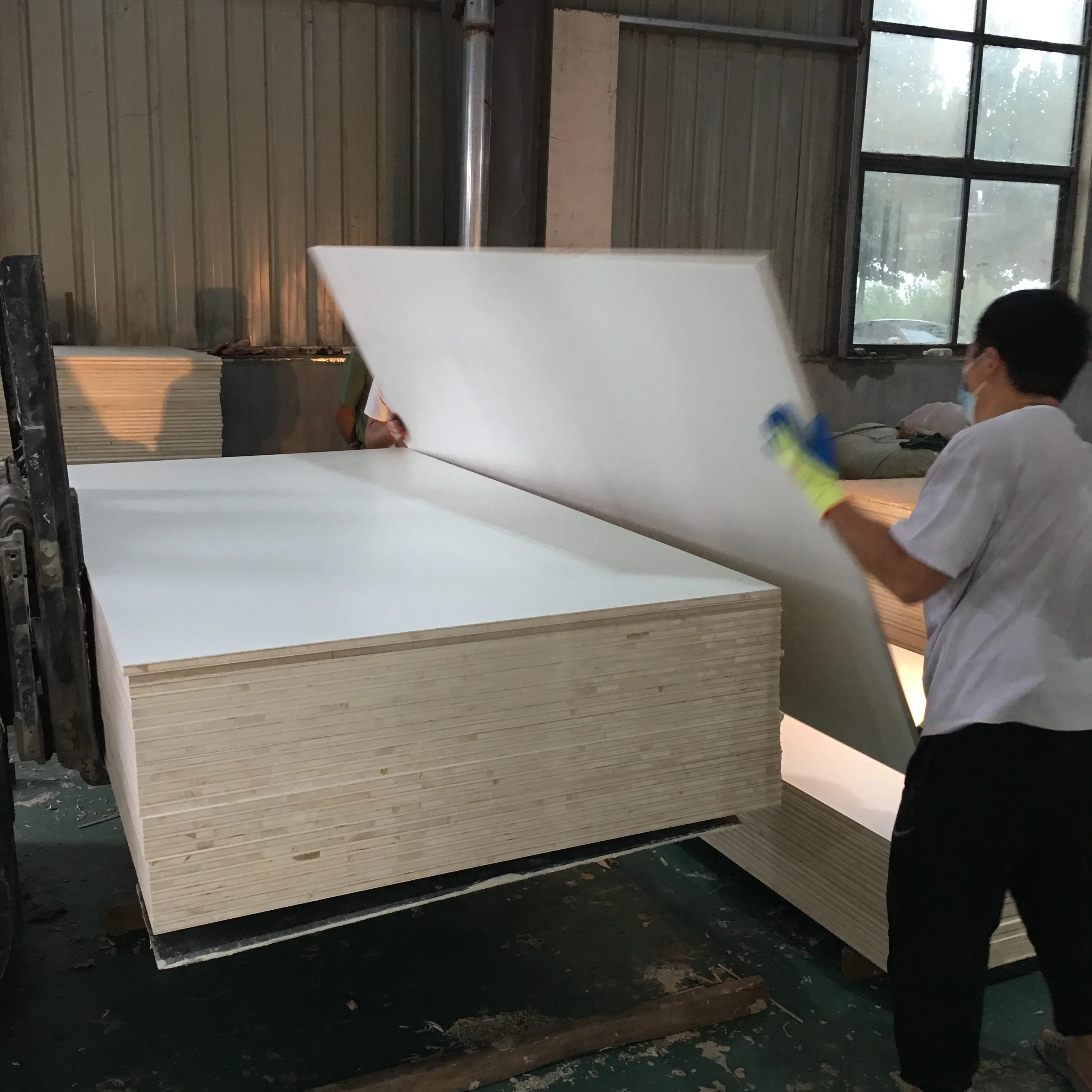 1220x2440mm block board 18mm with laminate for furniture