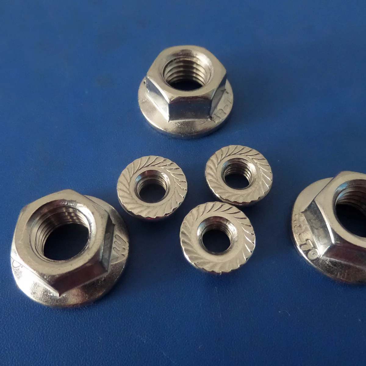 Grade8   Zinc  plated  Hexagon Flange Nuts  DIN6923  GB6177  Fine/Half thread  High quality productions