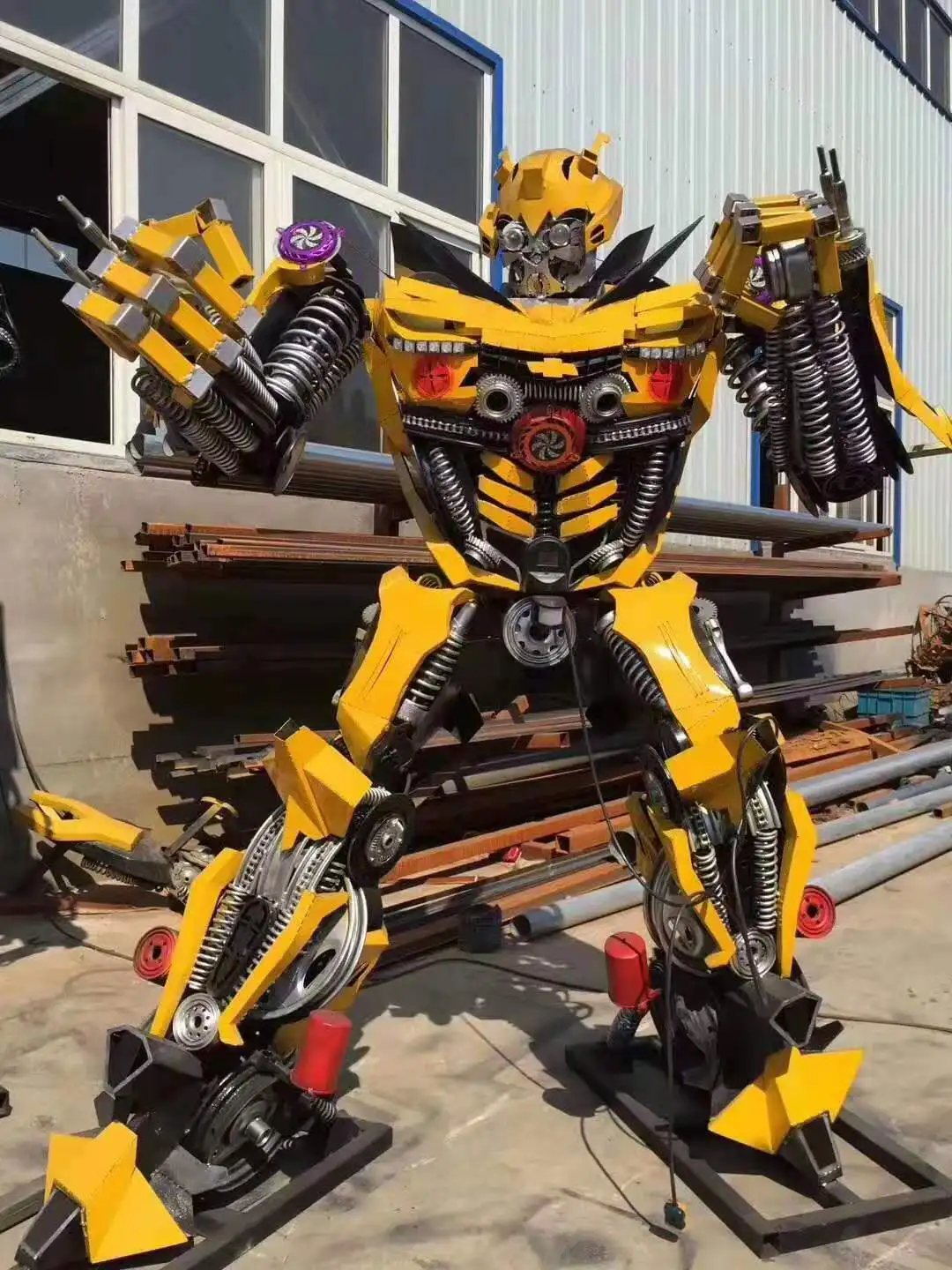 Hot Sale Customize Huge Yellow Robot Sculpture Factory Made Iron Metal Craft 2.5M/3M Size for Outdoor/Indoor VR Shop Decoration