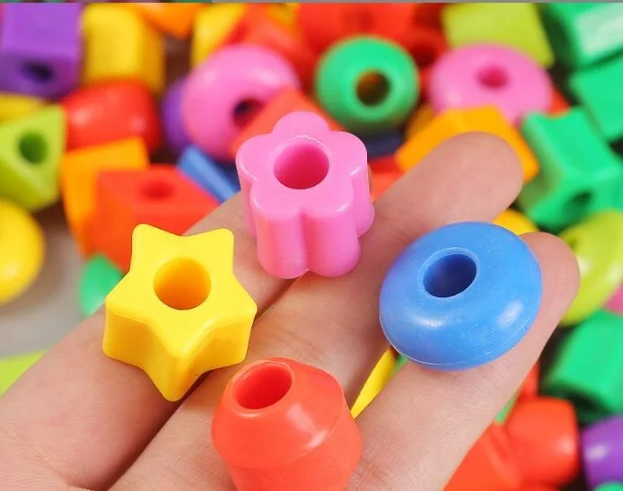 china import toy kids gifts toy Plastic Lacing Beads Stringing Beads with Strings desk toy