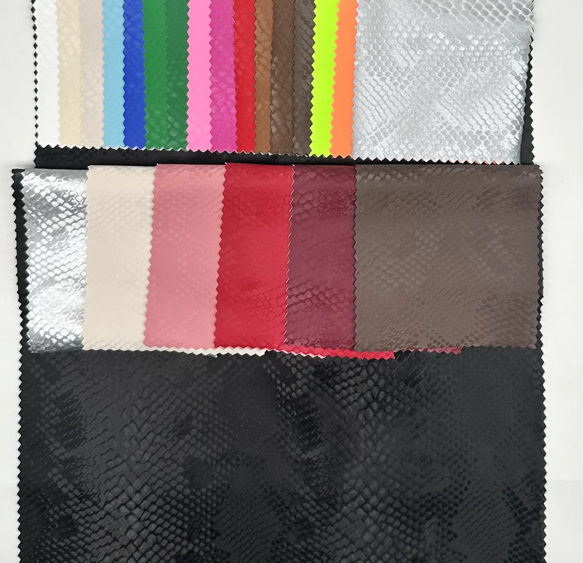 Manufacturer Tangcai 2023 Latest Fashion 4 Way Stretch Leather Snake Grain PU Leather Fabric for Garment and Skirt