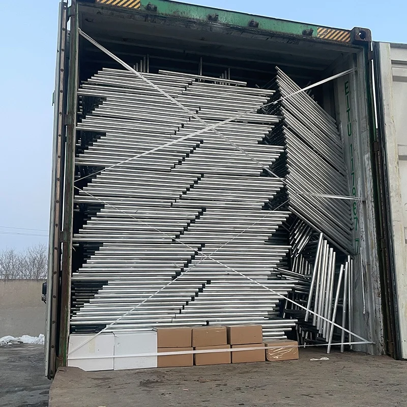 chain link fence 13.jpg