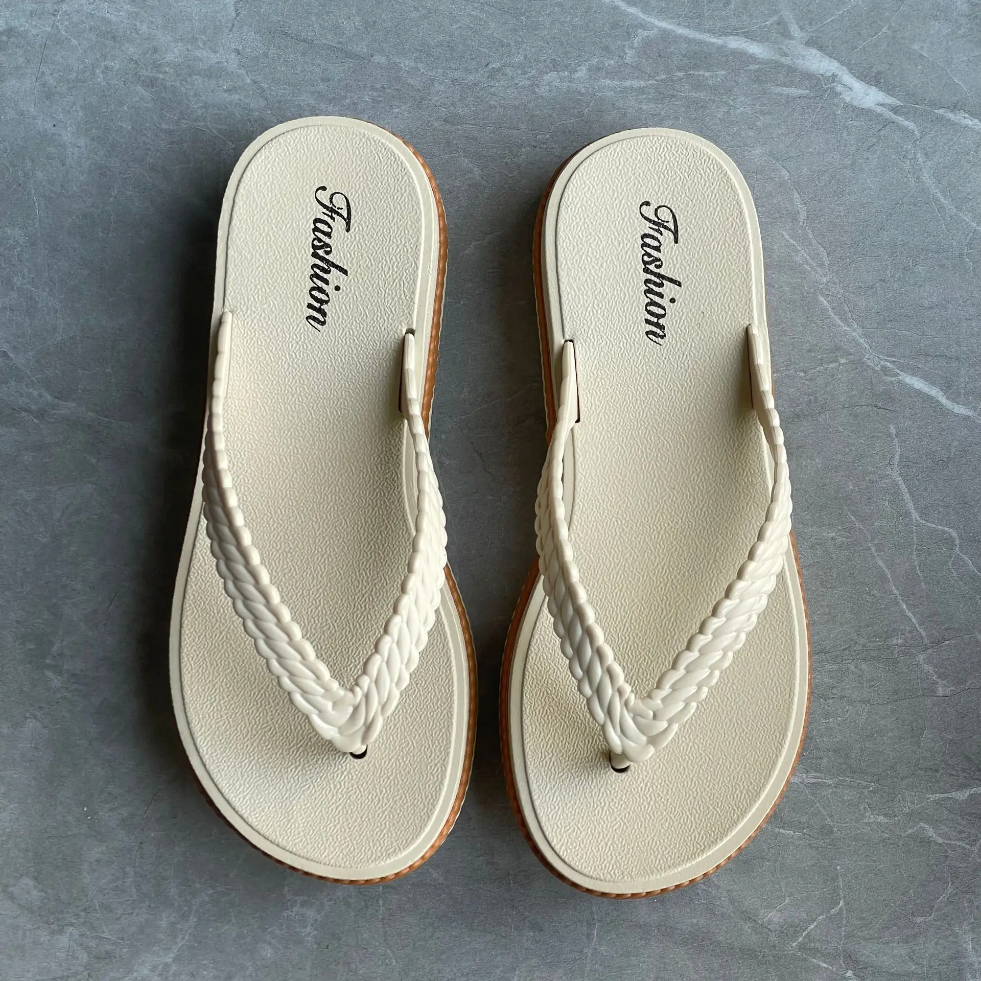 Custom Logo Soft women customized high wedge slippers sandals casual flip flops platform shoes thailand for wedding guests