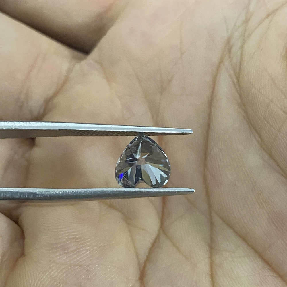 
Romantic Heart Shape Gray Color Lab Grown Moissanite Diamond Wedding Ring Gemstones with GRA Certificate 