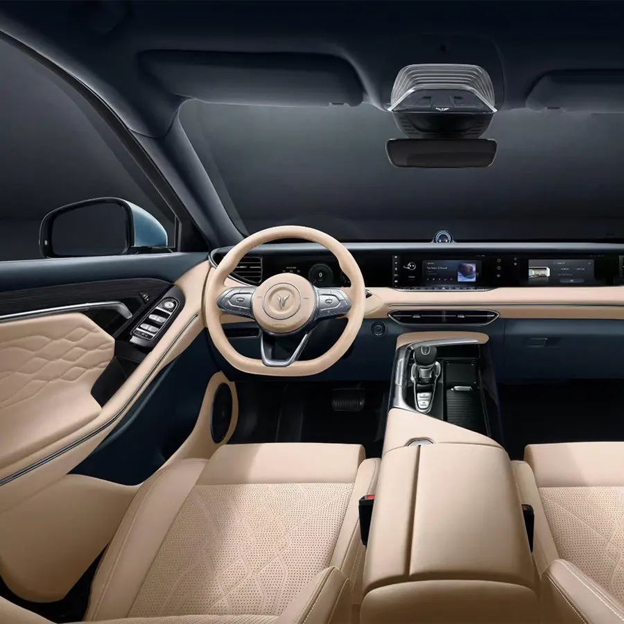 New Model Hybrid Used Car EV Car MPV Voyah Free Dreamer Dmi New Energy Vehicle