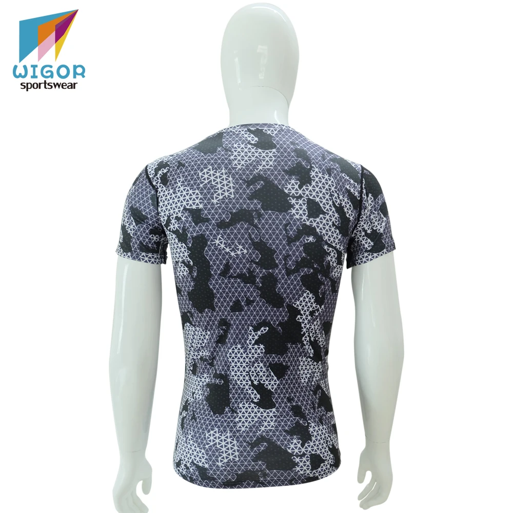 Free design available custom design camo compression shirts slim fitness short sleeve shirts