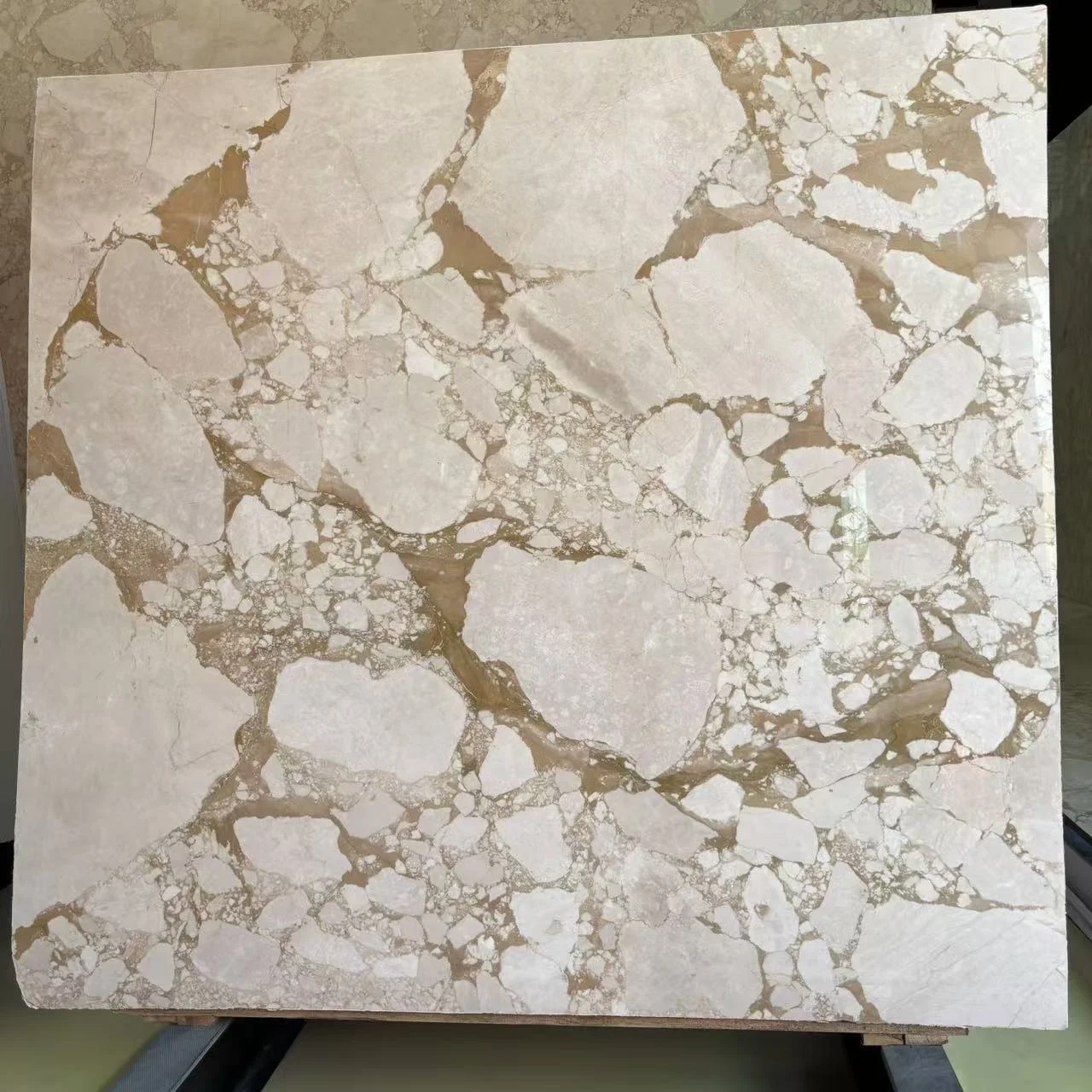 Factory Price Arabescato Beige Marble Polished Calacatta Violetta Gold Marble Slab For Interior Floor Wall material