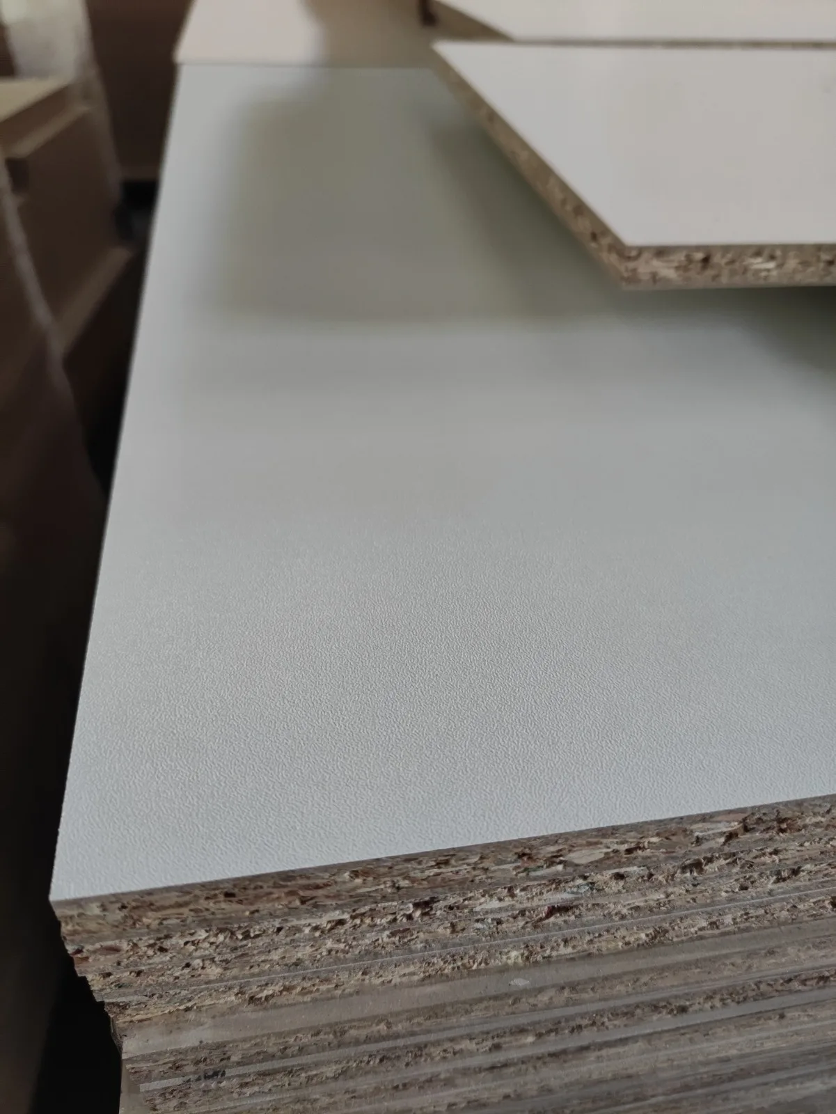 Cheap 18mm Particle Board/Particle Board Manufacturers/ Laminated Particle Board
