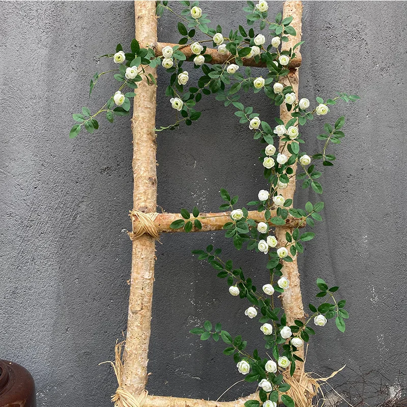 SYZ061 full blossom plastic green vines with silk roses for wedding hall decoration
