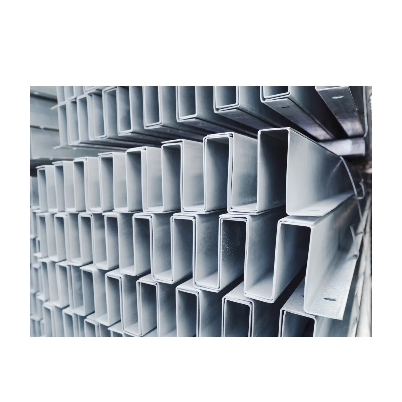 Холодноформовочная шляпа omega стальные профили горячекатаные прокладки для теплиц оцинкованная стальная Высокая фургон